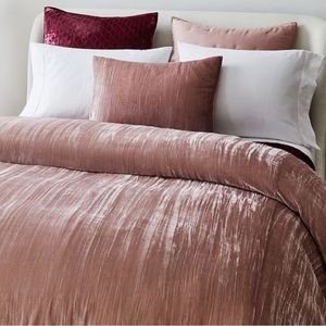 West Elm Lush Velvet Crinkle full/queen Duvet, Dusty Blush NWOT